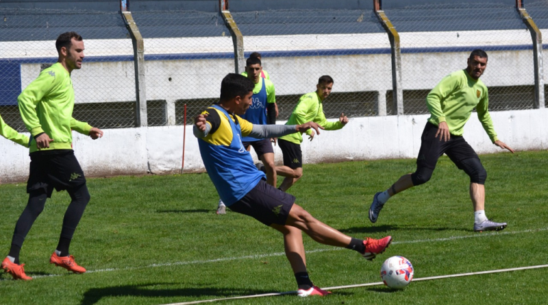 Santamarina visita a Defensores del Cerro
