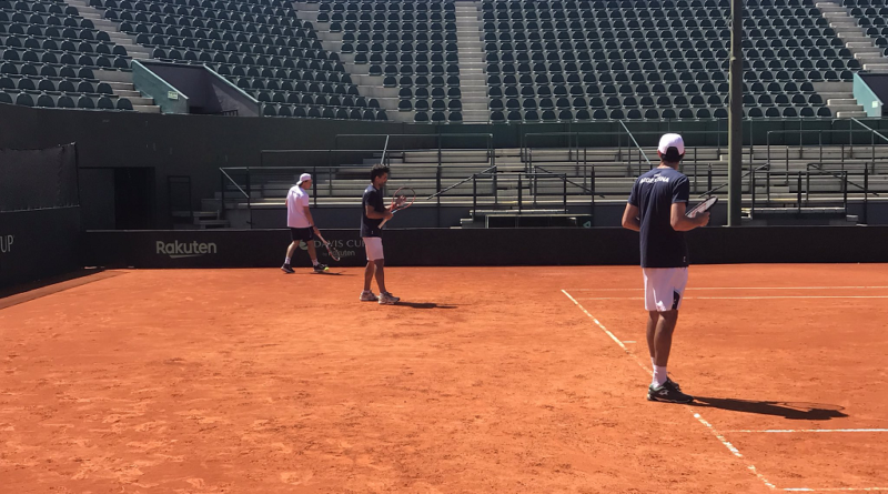 Máximo González se entrena para la Davis