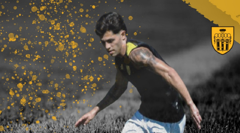 Brun rescindió con Santamarina