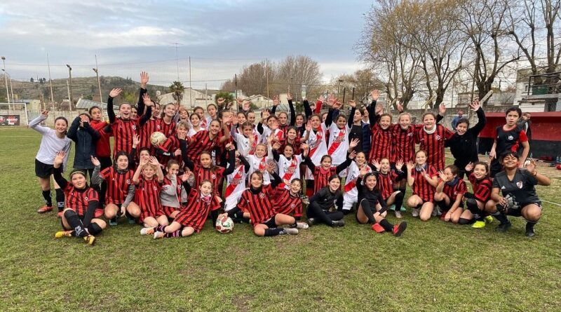 El Sub 12 femenino de River visitó Tandil